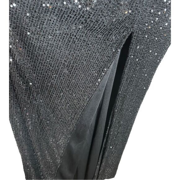 Mac Duggal Black Sequin Gown - Picture 11 of 14